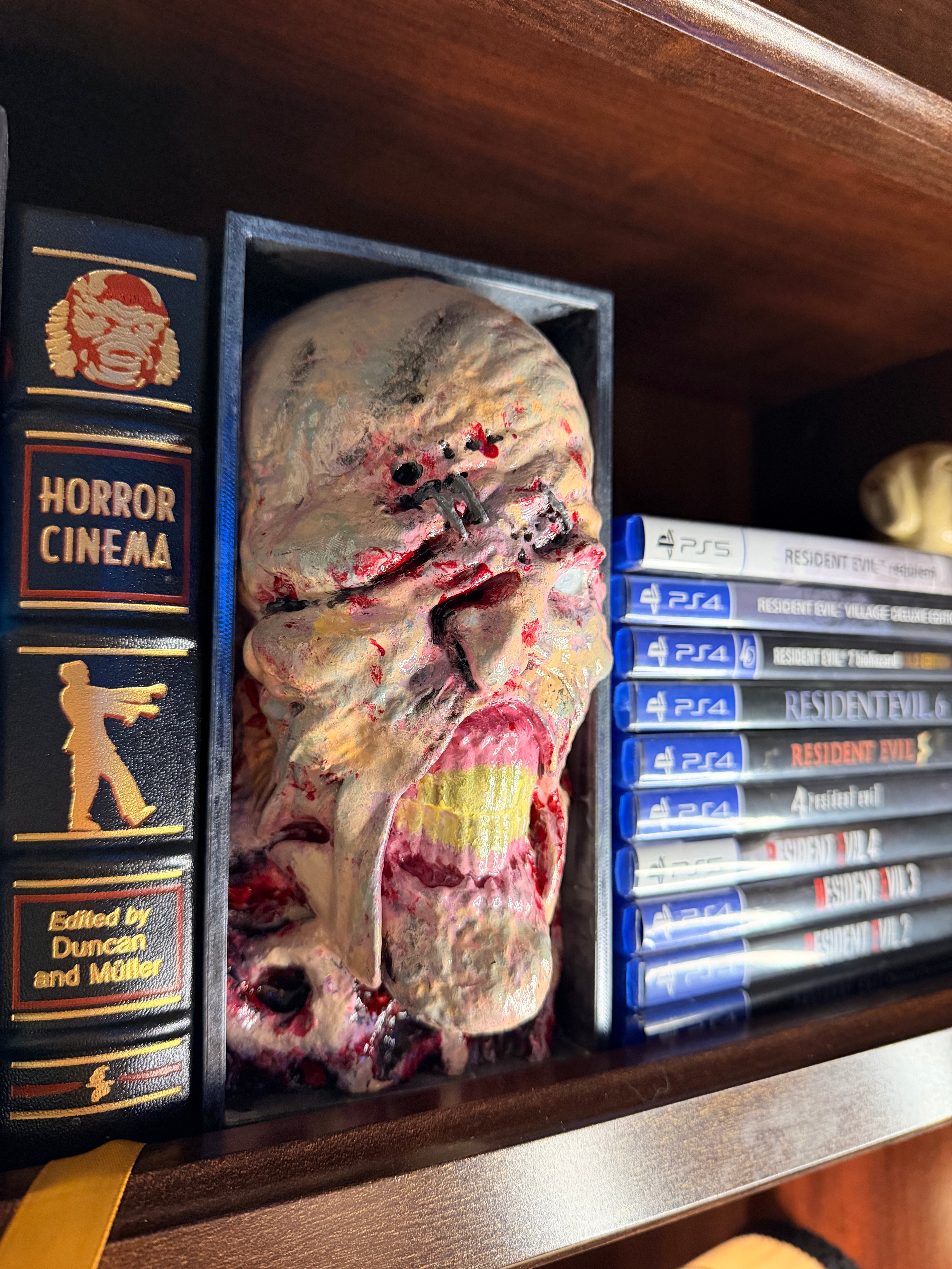 Nemesis Book Nook – Hand-Painted 3D Printed Display